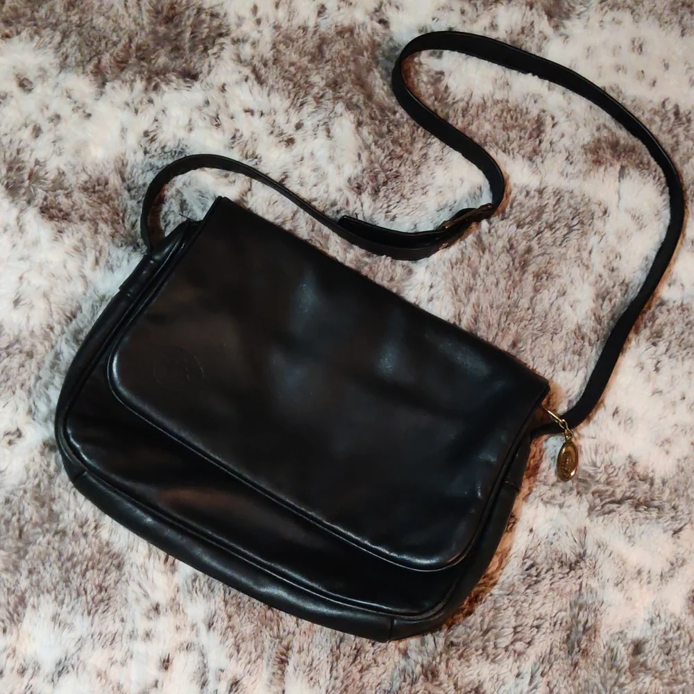 Stone Mountain Black Leather Crossbody - Picture 1 of 9